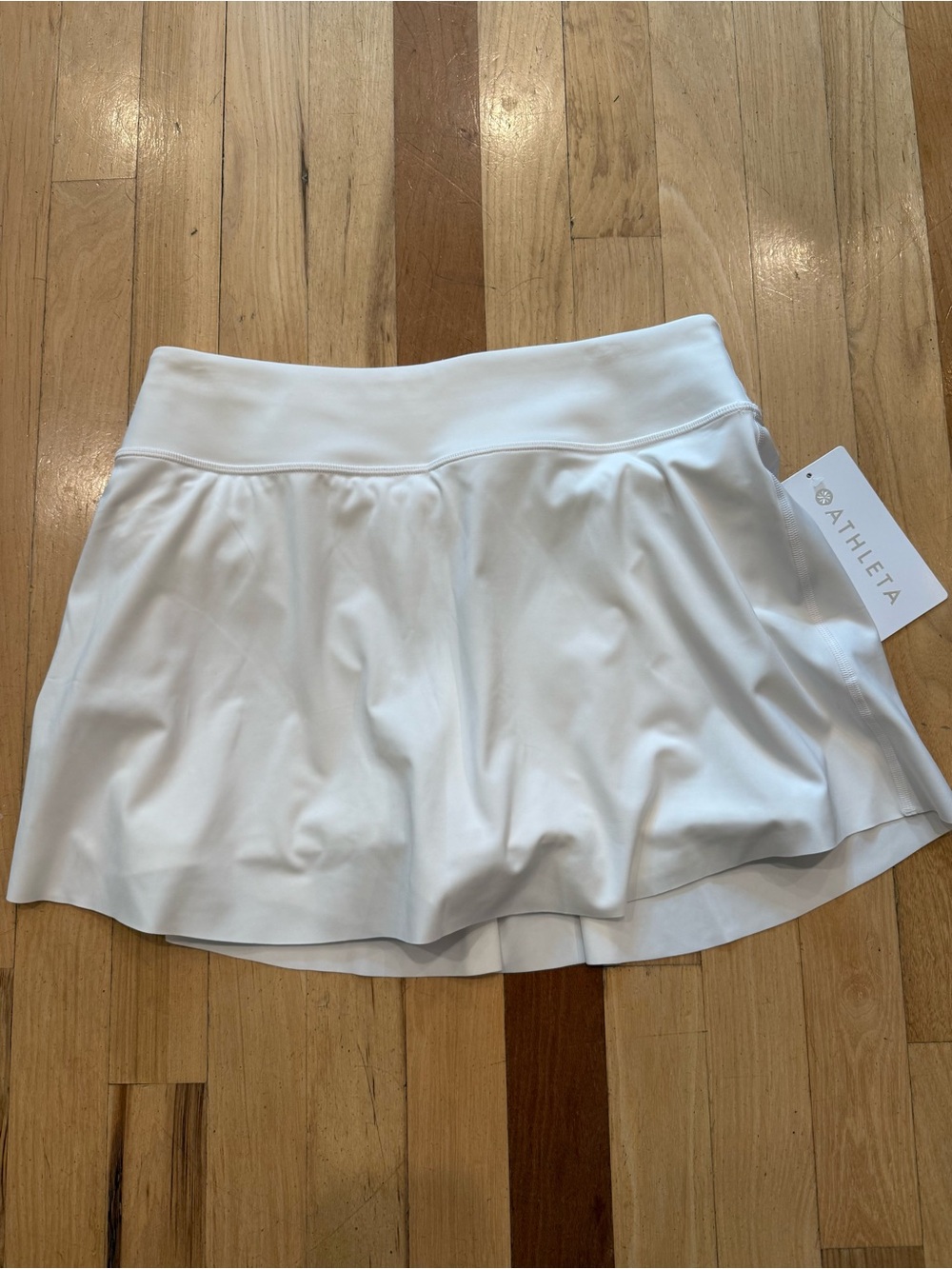 Athleta Women's White Ace Advantage 13.5 in Skort, size medium